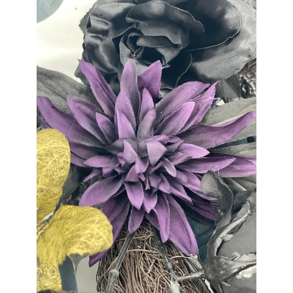 Lot of 32 Gothic Halloween Floral/Wreath/Pumpkins Black Purple Gold Decor